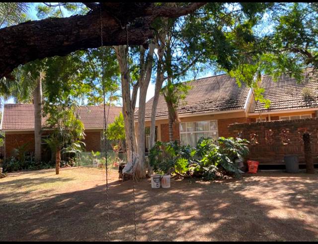 4 BEDROOM HOUSE FOR SALE IN CHROOM PARK